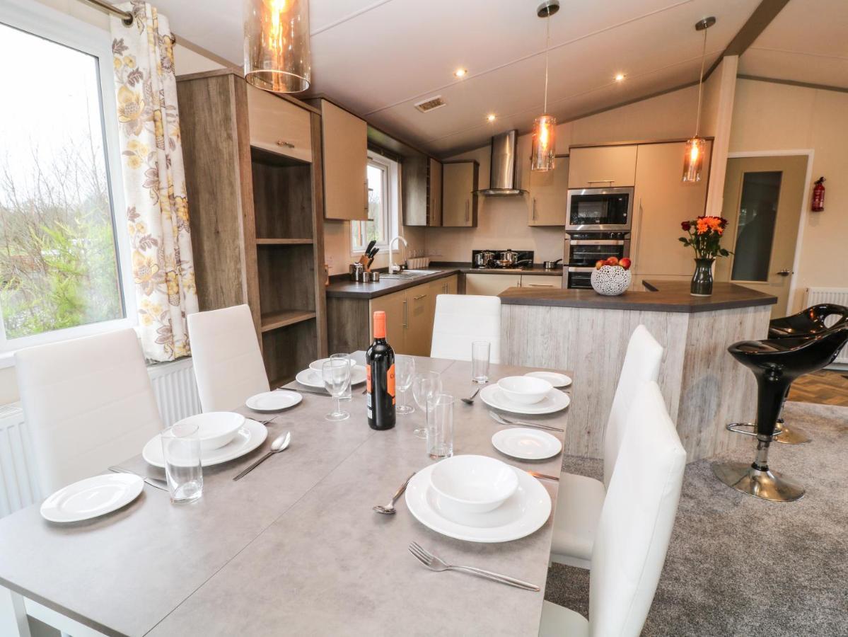 Winkleigh Braeburn Lodge מראה חיצוני תמונה