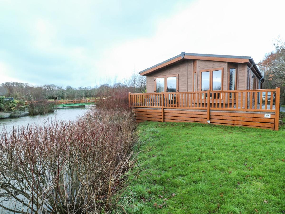 Winkleigh Braeburn Lodge מראה חיצוני תמונה